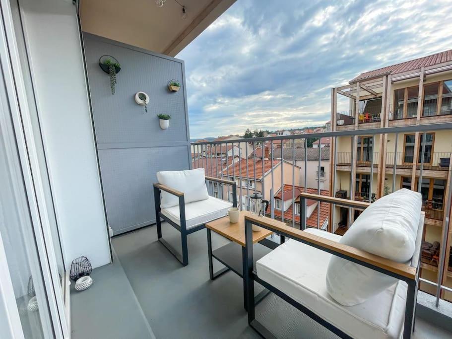 Le Lagon Bleu - Appt Wifi Parking Balcon Le Puy-en-Velay Exterior foto